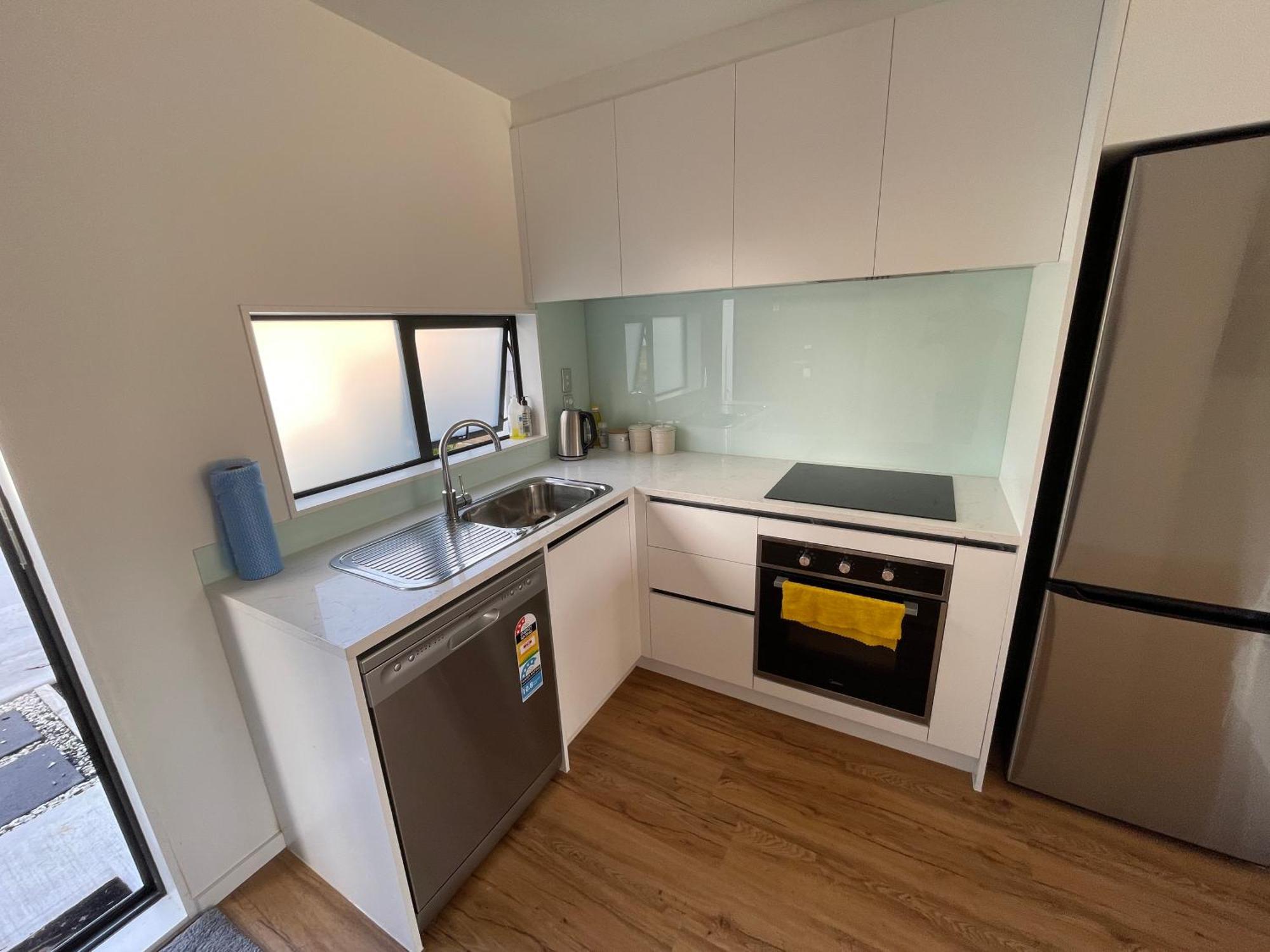Modern Home By The Reserve Auckland Buitenkant foto