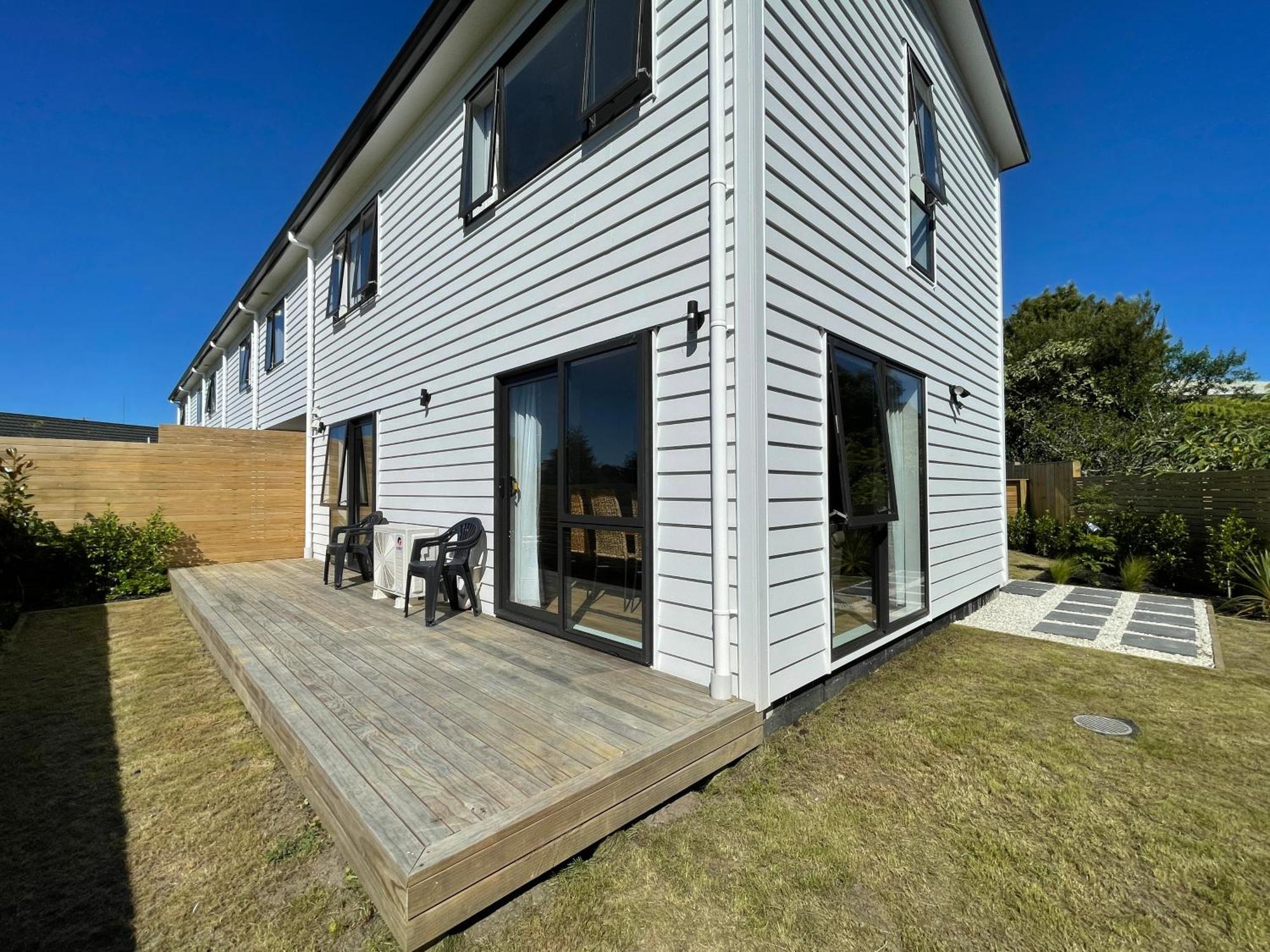 Modern Home By The Reserve Auckland Buitenkant foto
